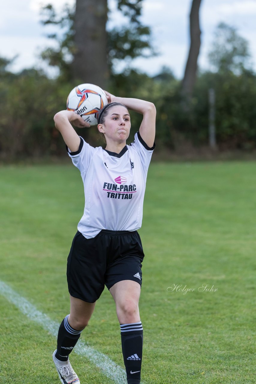 Bild 301 - Frauen SG Holstein Sued - SV Eintracht Luebeck : Ergebnis: 3:0